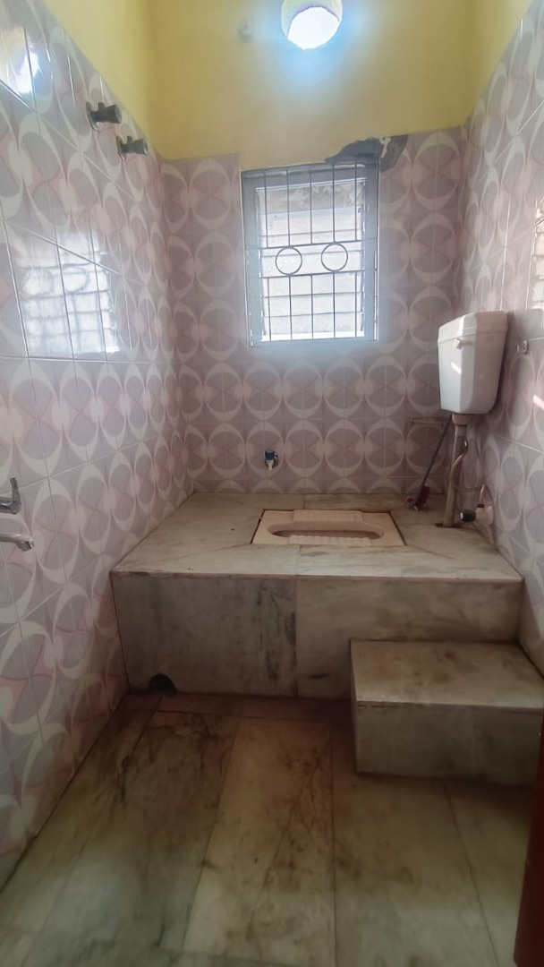 Unfurnished 2bhk in Odalbakra, Kahilipara, Guwahati, Assam, India for Rent